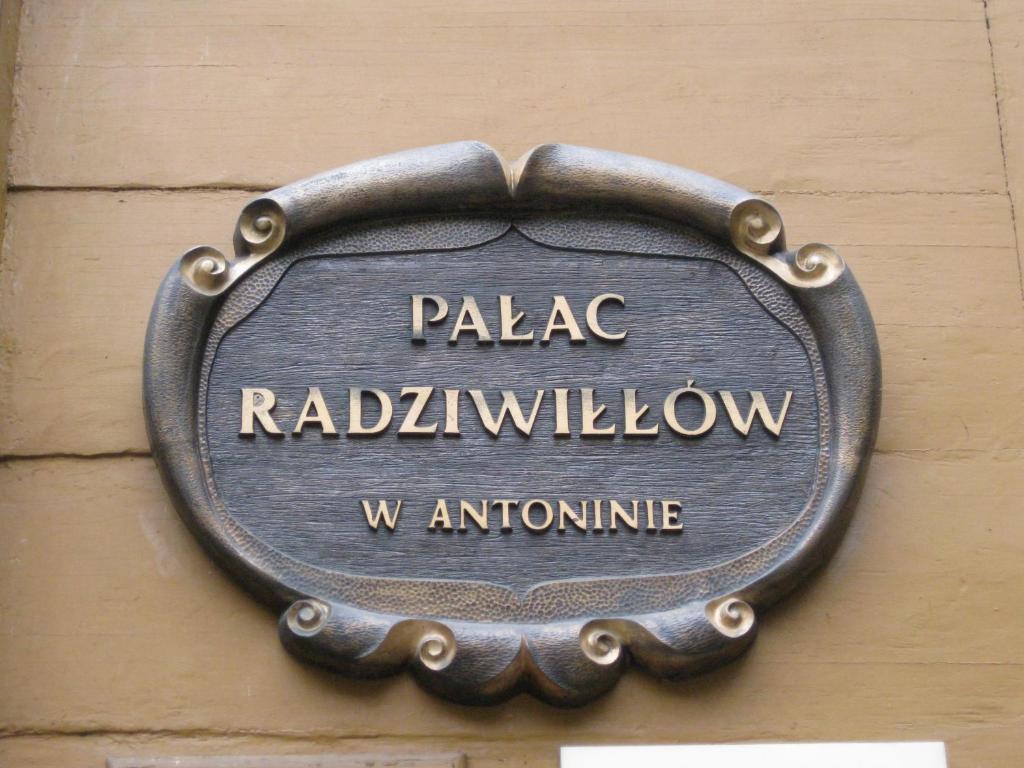 Palac Mysliwski W Antoninie Antonin  Dış mekan fotoğraf